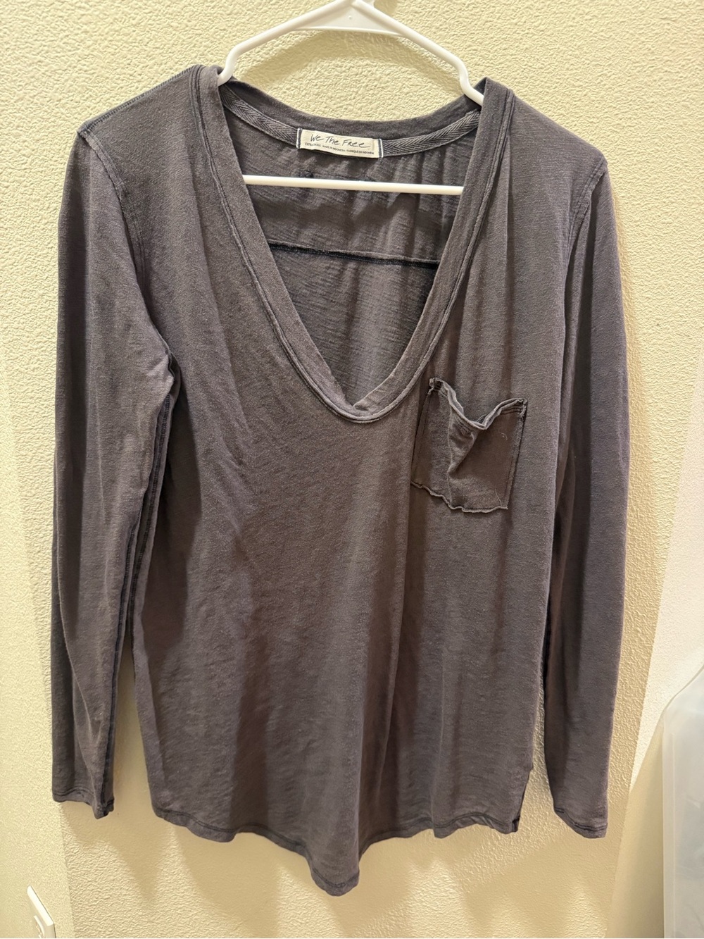 We The Free Charcoal V-Neck Long Sleeve Pocket Tee
